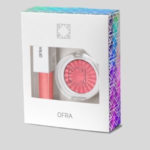 Ofra Think Pink gloss and blush set